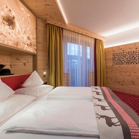 Hotel Schoenblick Maranza Kamer foto