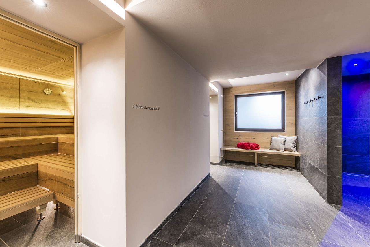 Hotel Schoenblick Maranza Buitenkant foto