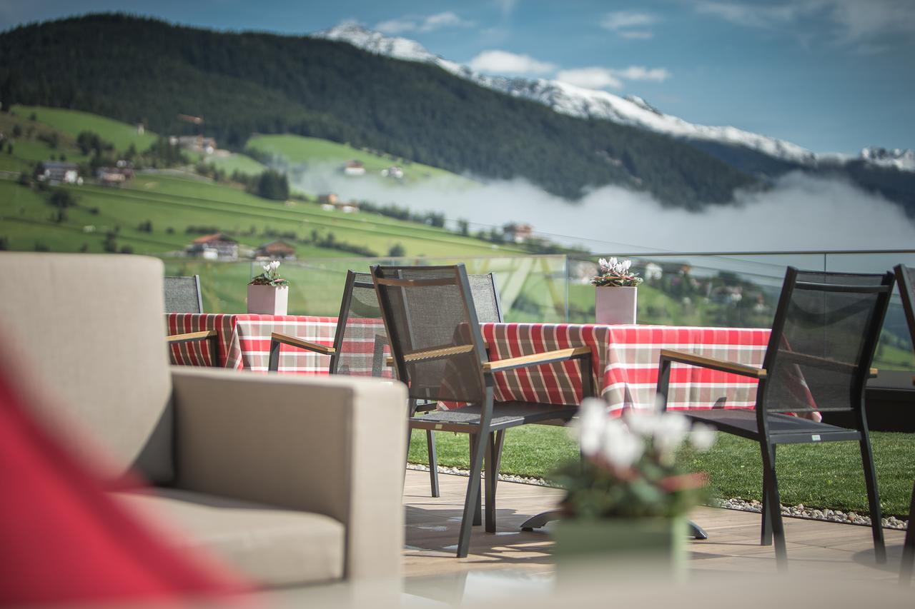 Hotel Schoenblick Maranza Buitenkant foto