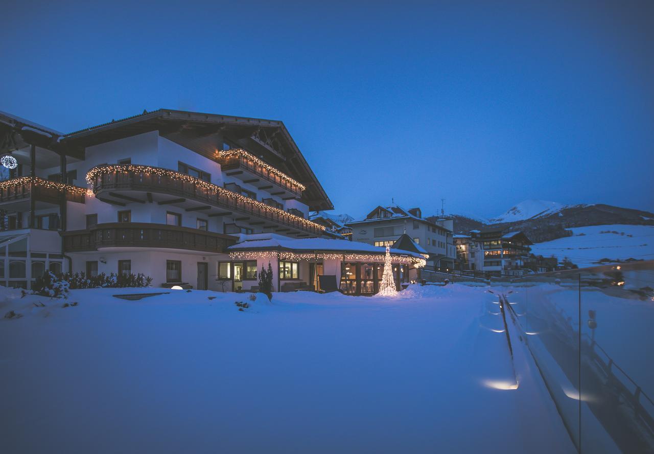 Hotel Schoenblick Maranza Buitenkant foto